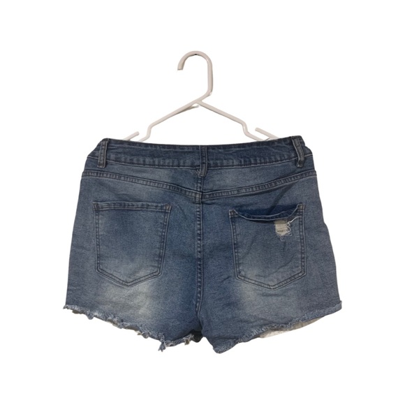 Distressed Shorts - Picture 1 of 2